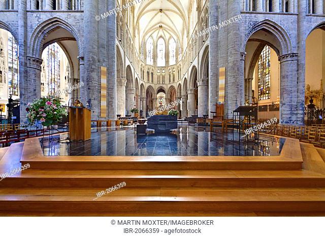 Interior view, Cathedral de San Michel, St. Michael and St. Gudula Cathedral, Place Sainte-Gudule, Brussels, Belgium, Benelux, Europe