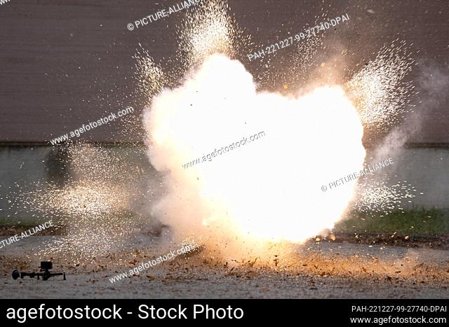 27 December 2022, Saxony, Dresden: A firework with a 60 gram flash bang set (BKS) detonates on the occasion of a press event on New Year's Eve fireworks and...