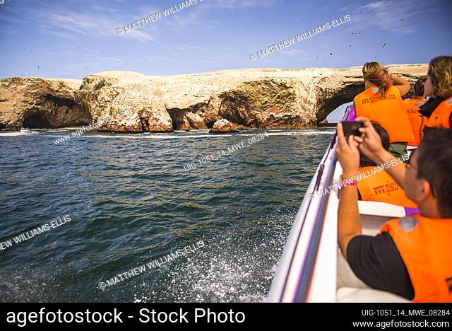 Boat trip to Ballestas Islands (Islas Ballestas), Paracas National Reserve, Paracas, Ica Region, Peru