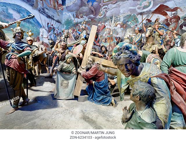 Jesus carrying the cross, Varallo