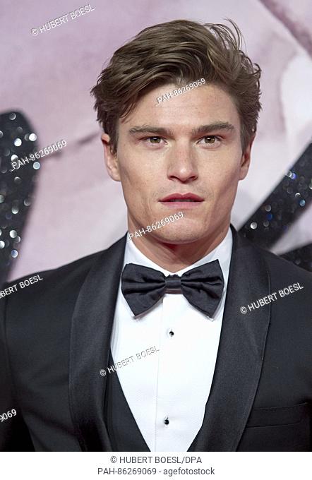 Oliver Cheshire attends The Fashion Awards at Royal Albert Hall in London, Great Britain, on 05 December 2016. Photo: Hubert Boesl - NO WIRE SERVICE - Photo:...