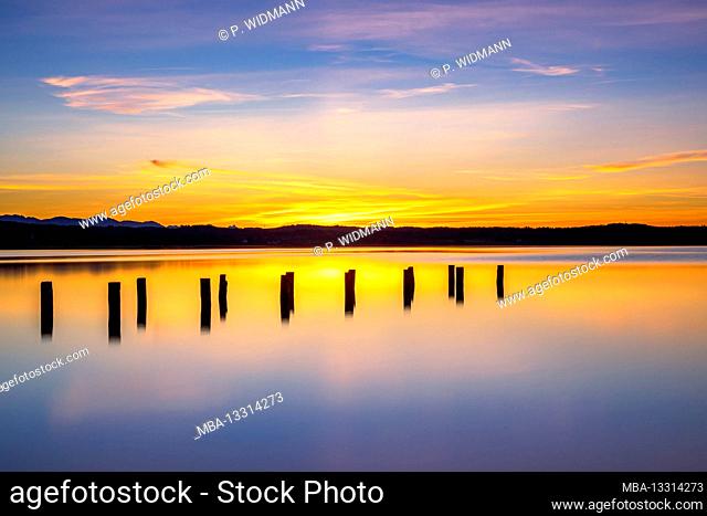 Old landing stage in sunset on Lake Starnberg, Fünfseenland, Upper Bavaria, Bavaria, Germany, Europe