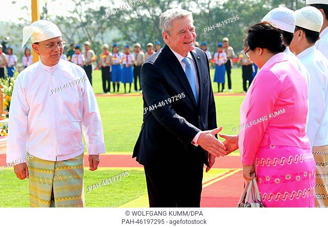German President Joachim Gauck is welcomed by Myanmar President Thein Sein (L) and greets the Myanmar delegation in Naypyidaw, Myanmar, 10 February 2014