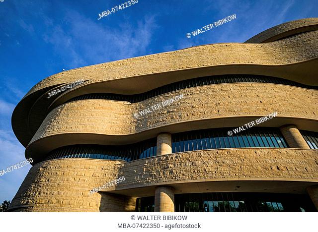USA, District of Columbia, Washington, National Museum of the American Indian, exterior