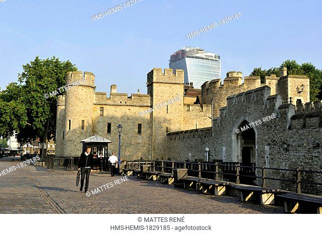 United Kingdom, London, the City, the Tower of London, listed as World Heritage by UNESCO and Walkie-Talkie tower in background
