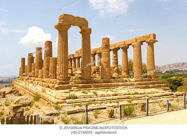 Tempio di Giunone, The Temple of Hera Lakinia, the Temple of Juno, Temple D, Akragas, The Valle dei Templi, Valley of the Temples, Vaddi di li Tempri, Agrigento