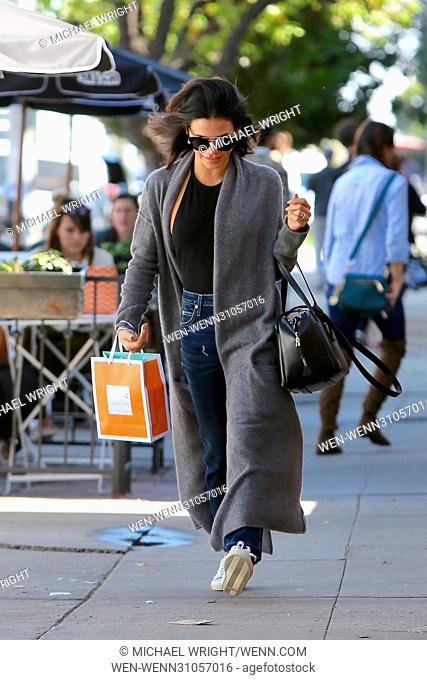 Jenna Dewan Tatum seen leaving Kate Sommerville after having a treatment. Featuring: Jenna Dewan-Tatum Where: Los Angeles, California