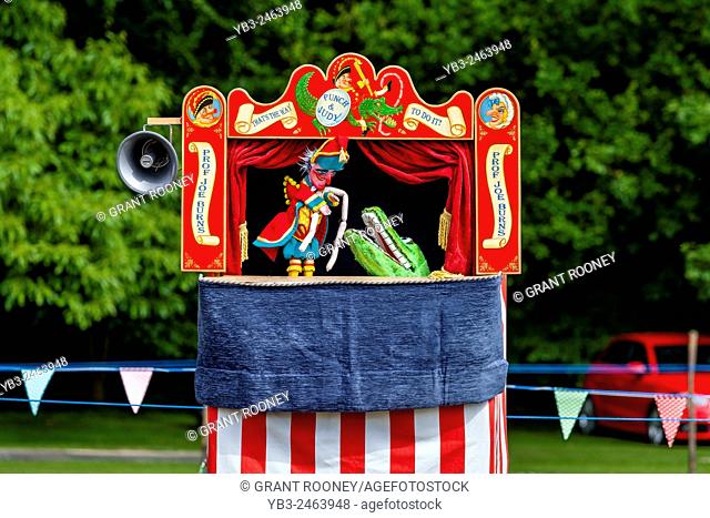 A Traditional Punch & Judy Show, Nutley Village Fete, Nutley, Sussex, UK