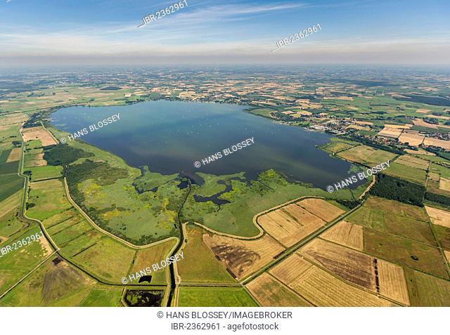 Aerial view, Duemmer river and Duemmersee lake, North German Plain or Northern Lowland, Hunte, Bohmte, Lower Saxony, Germany, Europe
