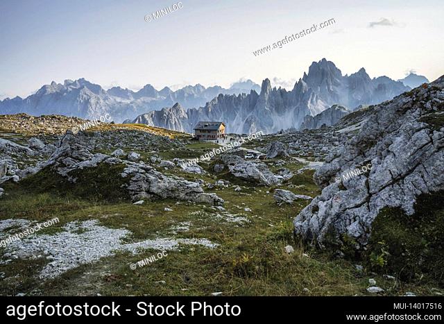rifugio lavaredo with cadini di misurina mountain group in background. dolomites at the cime di lavaredo, italy
