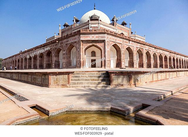 India, Delhi, View of Humayun's Tomb
