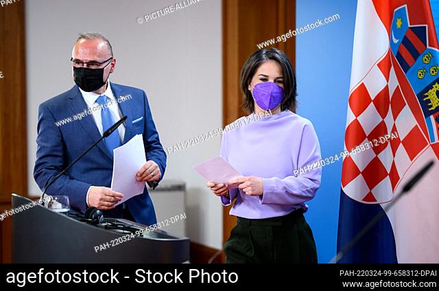24 March 2022, Berlin: Annalena Baerbock (r, Bündnis 90/Die Grünen), Foreign Minister, and Gordan Grlic Radman, Foreign Minister of Croatia