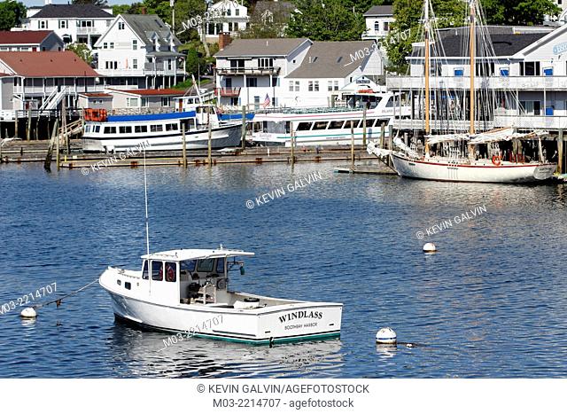 Maine coast Boothbay Harbor boats