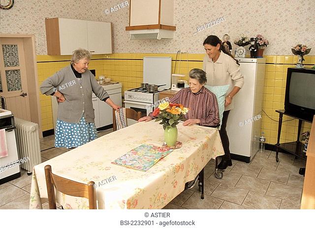 HOME MEDICAL CARE FOR ELDERLY PEOPLE