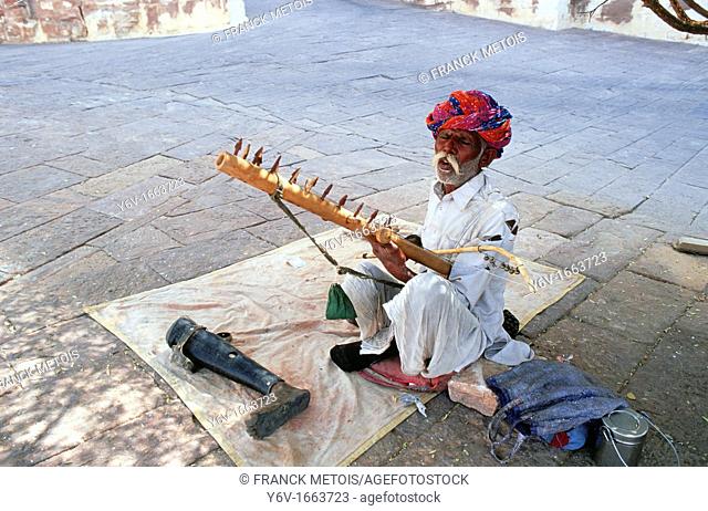 Minstrel singing a ballad dedicated to a former Rajput king at Jodhpur, India  Rajput were the local rulers class in western India