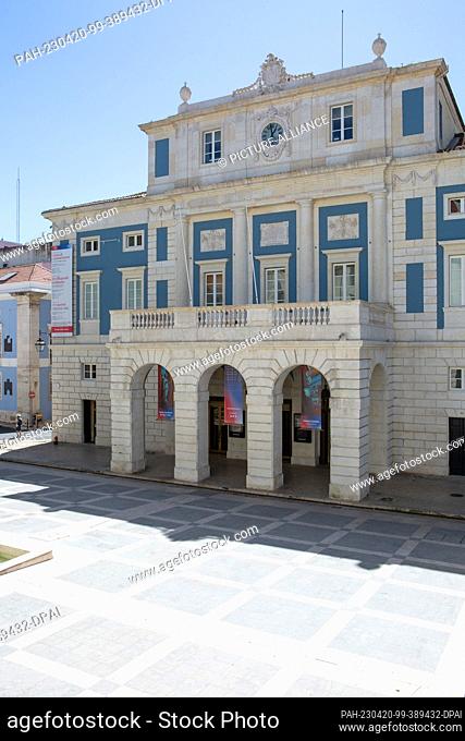 PRODUCTION - 05 April 2023, Portugal, Lissabon: The building of the opera house ""Teatro Nacional de Sao Carlos"" in the old town district Chiado