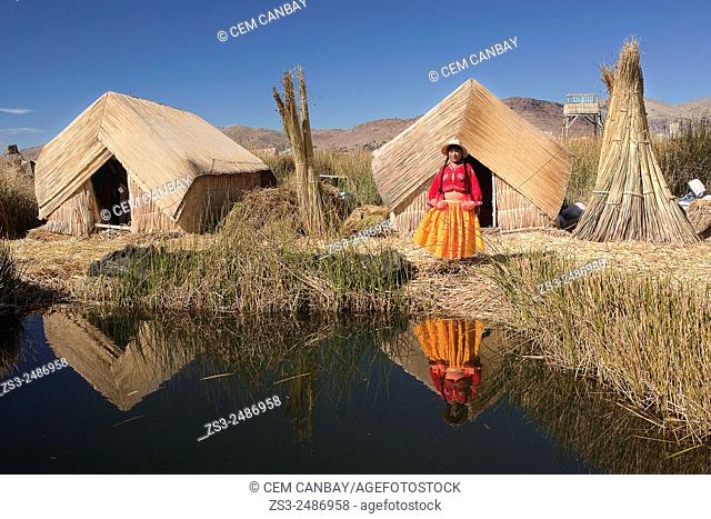 Aymara woman, Uros Islands, Lake Titicaca, Puno, Peru, South America