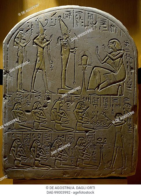 Stele for the scribe of the recruits, depicting the deceased offering holy water to the gods, allegory of the fertilization of the earth, white limestone