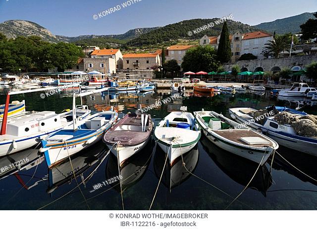Boats in Bol harbour, Brac Island, Dalmatia, Croatia, Adriatic Sea, Mediterranean, Europe