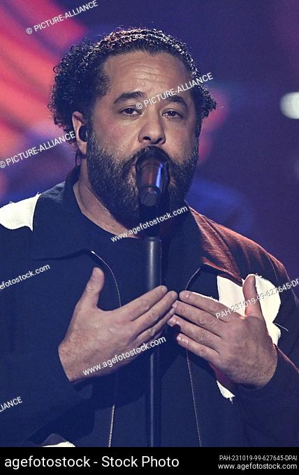 18 October 2023, Saxony, Leipzig: German musician Adel Tawil performs in the show ""Your Songs"" in Leipzig. Mitteldeutscher Rundfunk has recorded the music...