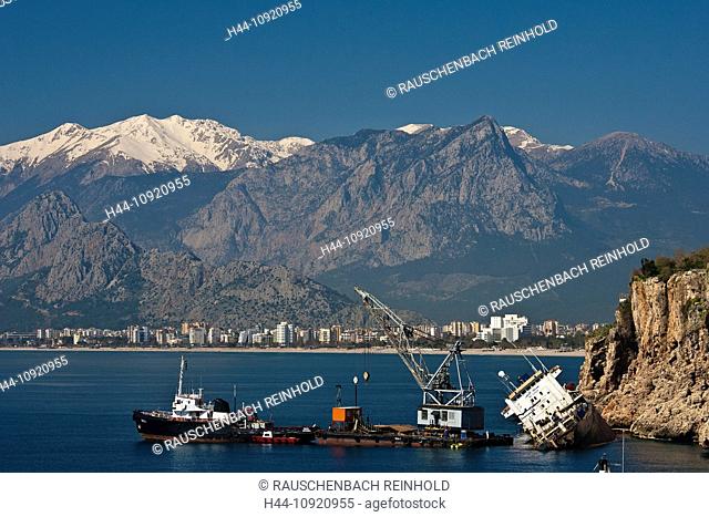 Antalya, recovery, Bolivia, freighter, freight hauler, harbour, port, average, quay, Mediterranean Sea, province Antalya, tractor, swimming crane, town, city