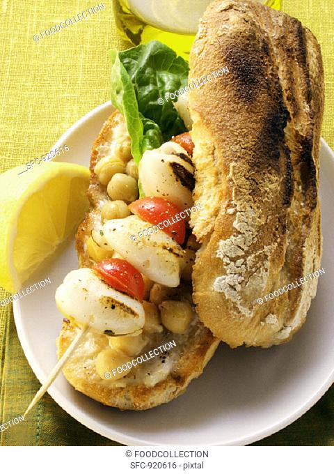 Mediterranean sandwich with cuttlefish and chick peas