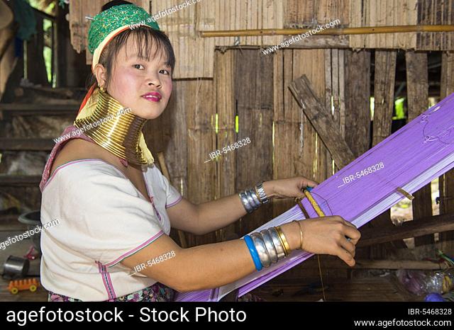 Long-necked woman weaving, Karen tribe, Chiang Mai, Thailand, Asia