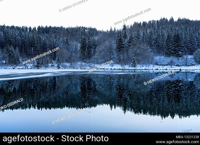 Reservoir Kohlstatt-Brunnenbach, Oberdigisheim, Zollernalbkreis, winter, winter world, snow, Swabian Alb, Baden-Wuerttemberg, Germany, Europe
