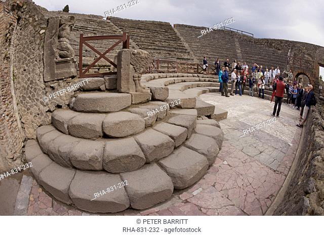 Odeion or Small Theatre dating from 80 BC, Pompeii, UNESCO World Heritage Site, Campania, Italy, Europe