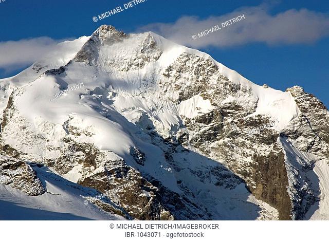 Mt Piz Bernina, 4048 m, only mountain above 4000 m and highest mountain of the Eastern Alps, Buendner Alps, Canton of Graubuenden, Switzerland, Europe