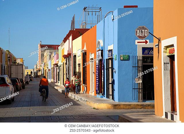 Street scene from the historic center of Campeche, Campeche Region, Yucatan, Mexico, Central America