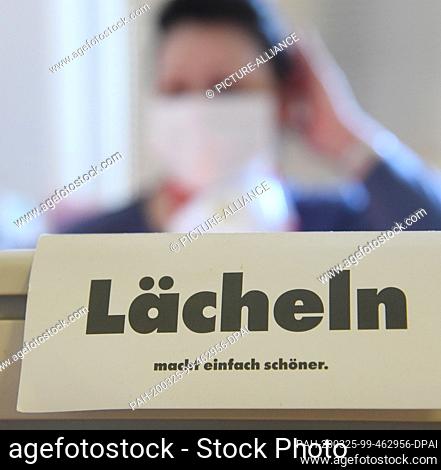 24 March 2020, Saxony, Leipzig: In the office of the association ""Alter, Leben und Gesundheit"" in one of the longest blocks of flats in Germany