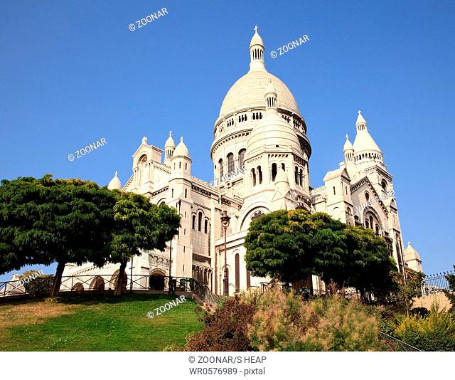 Montmartre hill leads towards the Sacre Coeur church in Paris