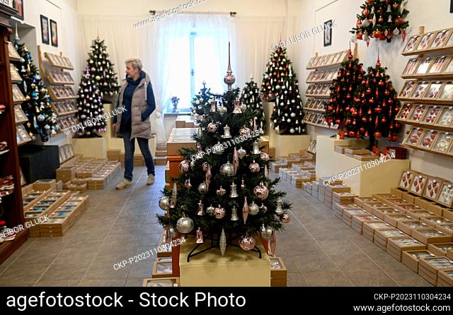 The Chateau Gallery (Galerie Mariette) in Vizovice, Zlin region, Czech Republic, presents traditional Christmas tree decorating and some of this year's trends