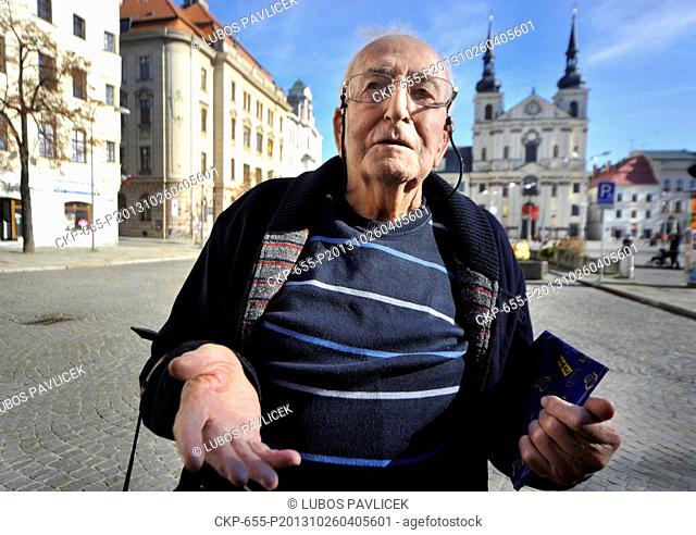 Dov Strauss, 89, a Czech Jew born in Jihlava and living in Israel who survived WWII in Denmark as a child, wanted to participate in the early general election...