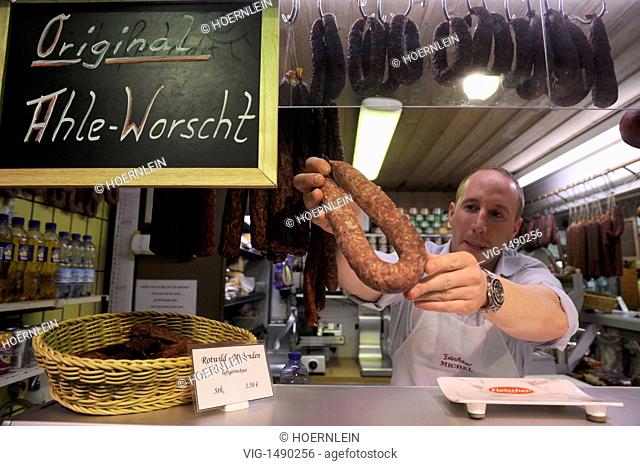 GERMANY, FRANKFURT MAIN, 23.06.2009, indoor market at Frankfurt on the Main RONNY MICHEL presents famous horth hessian Ahle-sausage - Frankfurt, Hesse