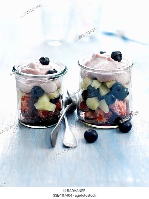Pear-blackcurrant and summer fruit mousse Verrines