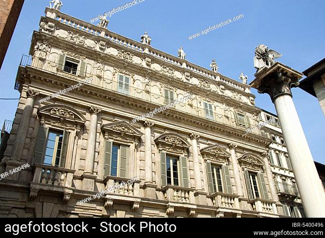 Palazzo Maffei, Column of San Marco, Verona, Veneto, Italy, Venice, Veneto, St Mark's Lion, Europe