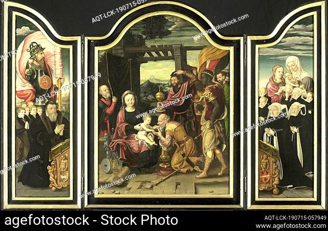 Triptych with the Adoration of the Magi, Triptych. On the center panel the adoration of the kings. A king kneels and kisses the hand of the Christ child