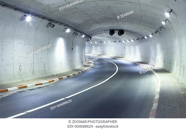 Tunnel - Urban highway road tunnel