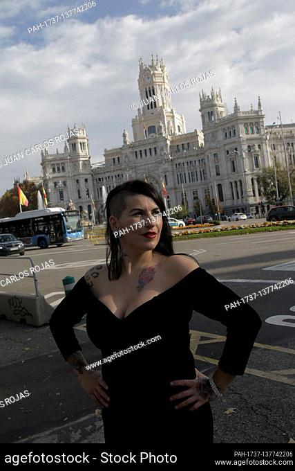 Madrid, Spain; 29/11/2020.- Members of the Miss Mambo school of burlesque pose in the streets of Madrid to make a calendar of sales to the public and thus...