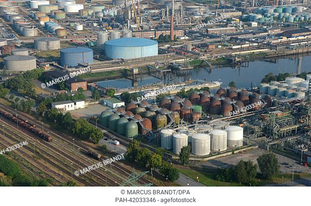 A refinery of Shell with giant oil tanks located on the premise is pictured in Hamburg-Harburg at the harbour of Hamburg, Germany, 22 August 2013