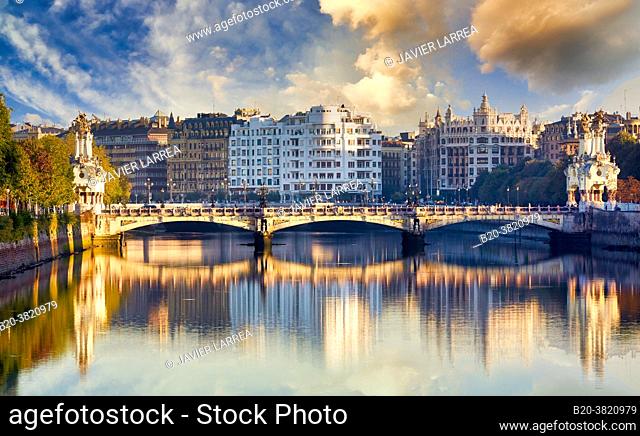 Urumea River, Maria Cristina bridge, Donostia, San Sebastian, Basque Country, Spain