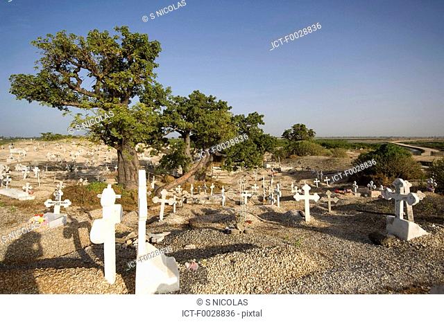 Senegal, Fadiouth island, cimetery