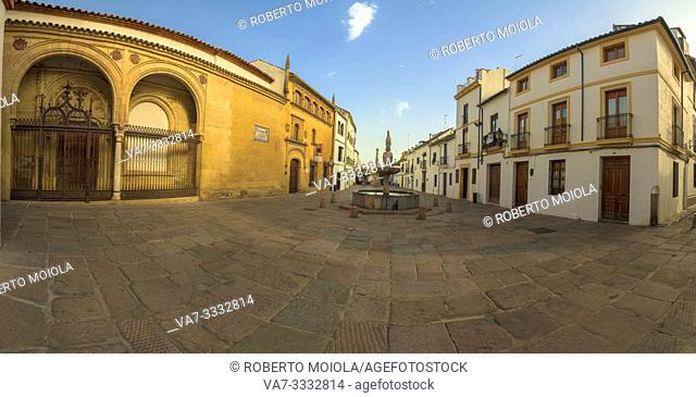 Renaissance fountain and Posada del Potro, mentioned by Cervantes in Don Quixote, Plaza del Potro, Cordoba, Andalusia, Spain
