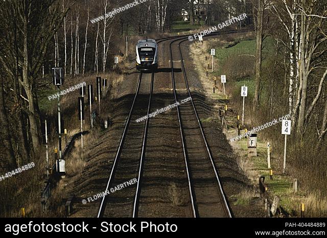A train of the Laenderbahn Trilex in Deilaendereck Germany, Poland and the Czech Republic, taken in Markersdorf, April 12, 2023