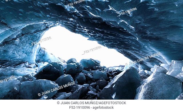 Ice cave, Skaftafell National Park, Southern Iceland, Iceland, Europe