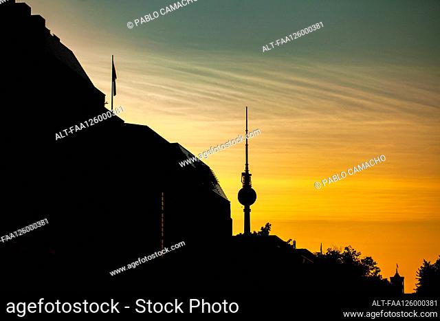 Silhouette of Fernsehturm Berlin at dusk
