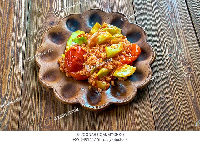 Pirinclii Kabak Yemgii - Turkish dish with zucchini and rice