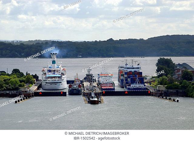 Shipping traffic at Holtenau lock, Kiel Canal, Kiel, Schleswig-Holstein, Germany, Europe